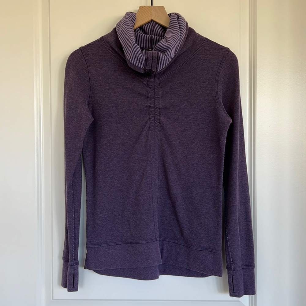 Lululemon top